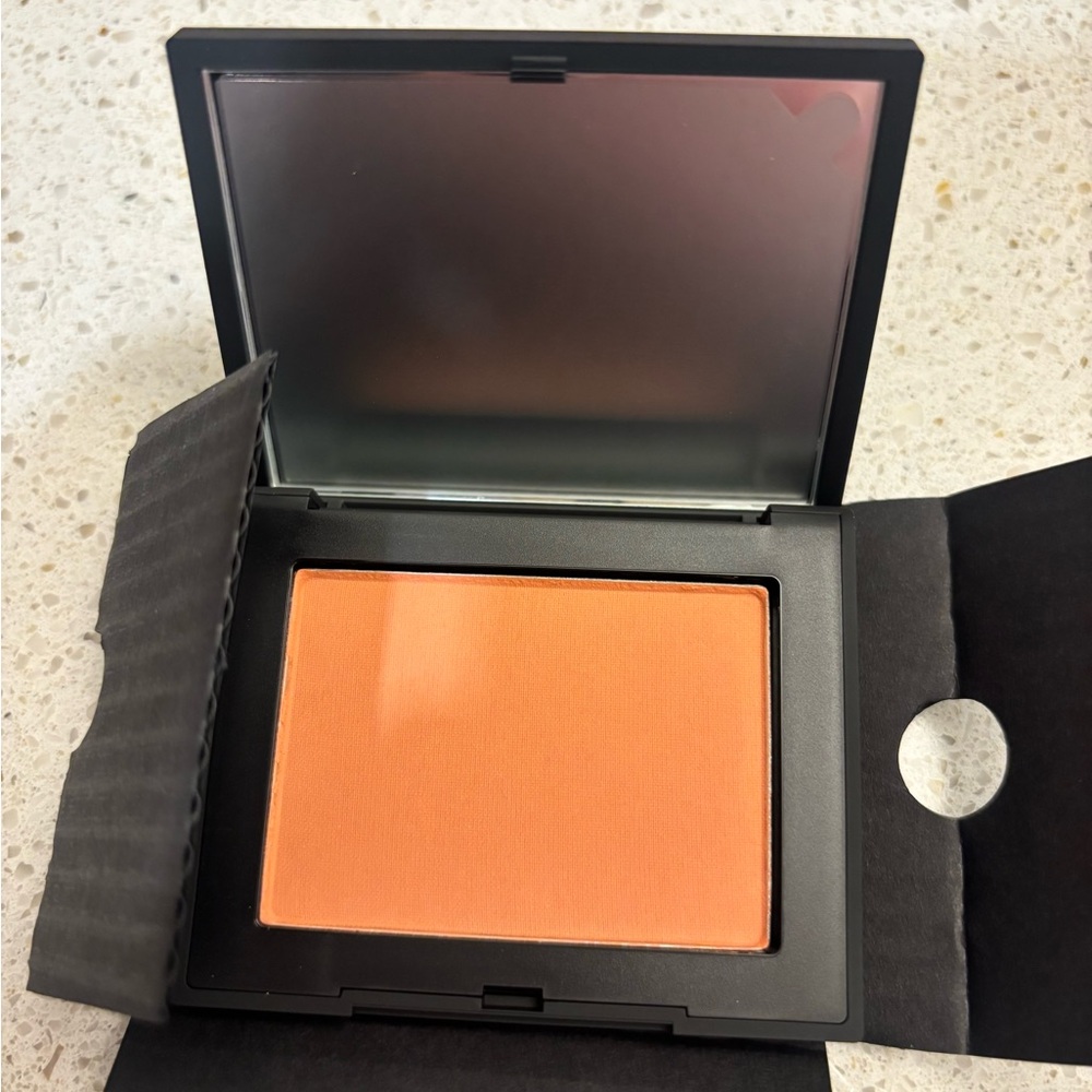 NARS Orgasm Blush - Picture 3 of 3